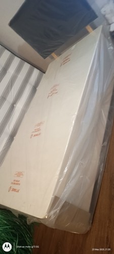 Single bed - bed,