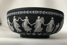 Wedgwood Black jasper dip large dancing hours fruit bowl 26cm in diameter