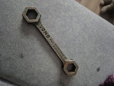 Vono Vintage Cast Iron Bed