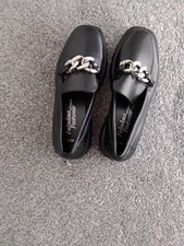 Women's Shoes And Clothes