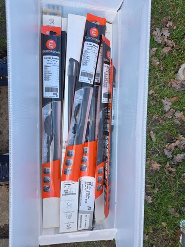 Joblot wiper blades - of,