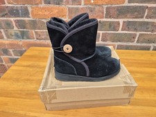 Genuine UGG Girl`s Fabian Black  Boots, Size: UK 13