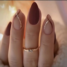 24pcs Luxurious Red Almond Shaped Press On Nails, Nail Tips with Golden Red Line