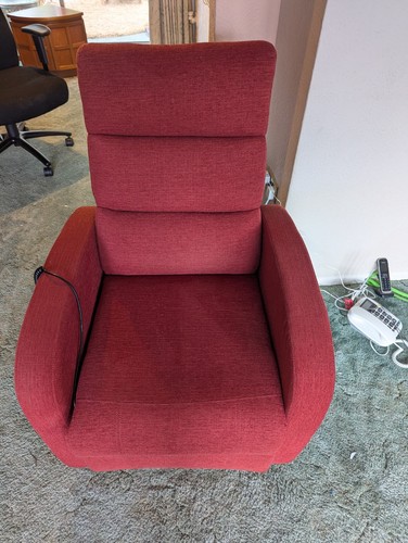 Rise recliner chair red - ,
