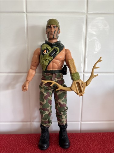 Hasbro action man crossbow - action,