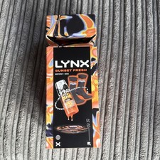 Lynx Bodyspray + Socks Sunset