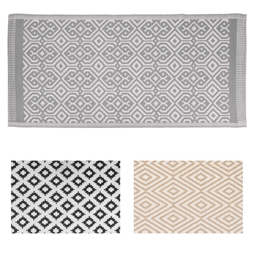 Plastic straw rug - rug, large