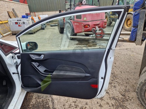 Ford fiesta mk8 - mk8, window