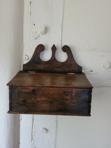 Nice georgian oak candle box - oak,