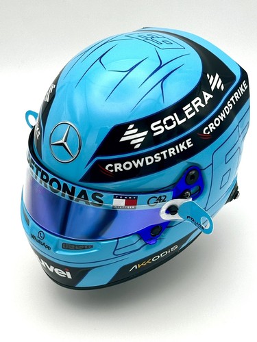 Scale helmet visor - 1:2, tear