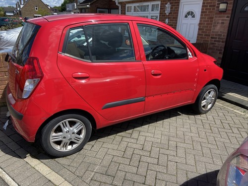 Hyundai i10 breaking - hyundai,