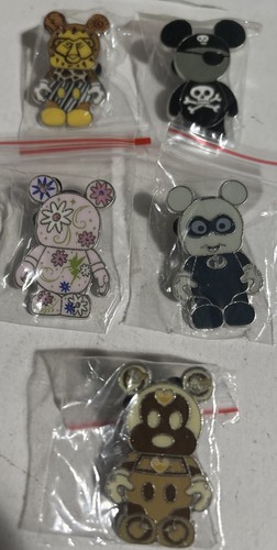 Disney vinylmation only pins - vinylmation,