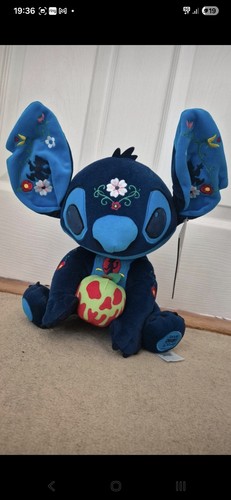 Disney stitch crashes - stitch,