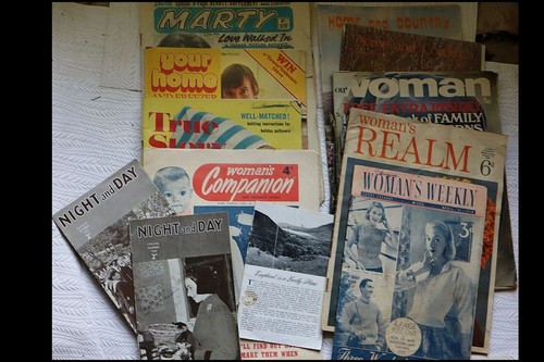 Vintage women weekly - vintage,