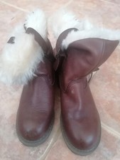 CAT BROWN LEATHER BOOTS SIZE UK 7. FUR LINED.