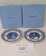 Wedgewood Plates Queen Elizabeth and The Queen Mother 2002. (A)