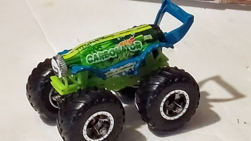 Hot wheels monster trucks - hot,