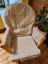Nursing glider chair for comfy