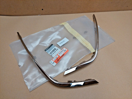 Renault megane front bumper - front,