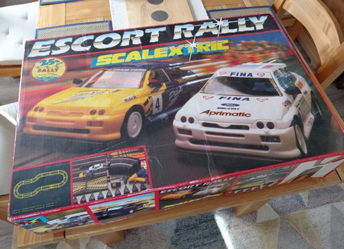 Scalextric escort rally - scalextric,