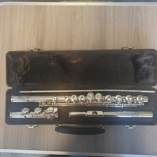 Armstrong 102e flute - armstrong,