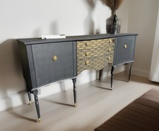 Strongbow / Serpentine Sideboard In Dark Navy and Gold Excellent Condition
