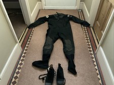 Black DUI Dry Suit Size EXTRA LARGE