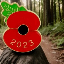 2023 poppie pins, brooch