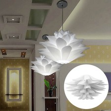 Modern  White Lotus Flower