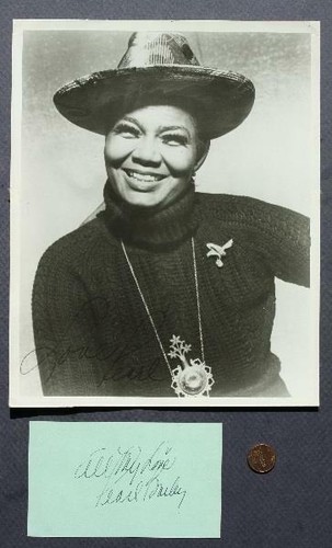 Star singer pearl bailey - singer,
