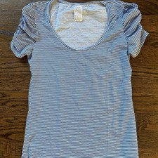 Zara Women’s Tee Size L Zara