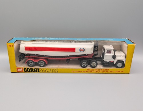 Corgi 1152 mack truck - mack,