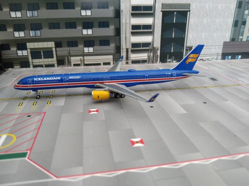Icelandair boeing b757 - icelandair, b757-200