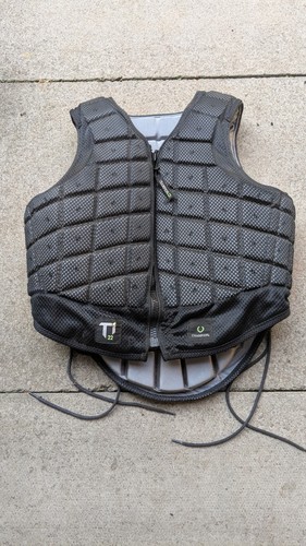 Champion ti22 body protector