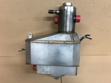 ASTON MARTIN VANTAGE COUPE 4.3 V8 ENGINE OIL TANK 6G33-6C702-AC   2005-2008 W212