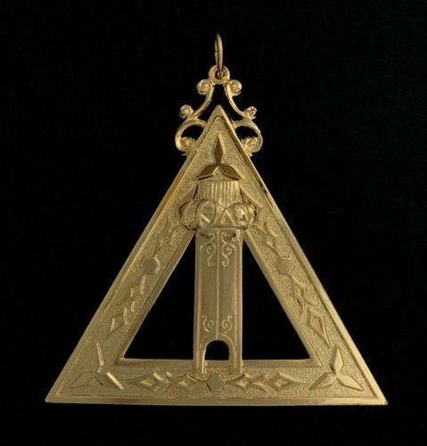 Royal arch chapter scribe - chapter,