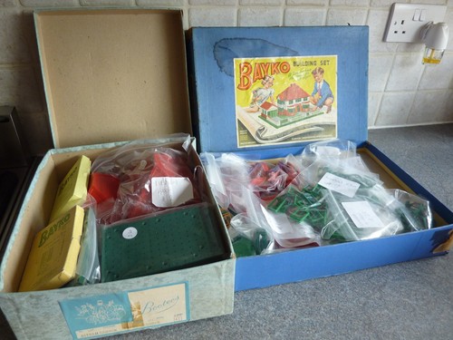 Large bundle bayko - of,