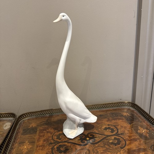 Nao lladro porcelain - nao, by