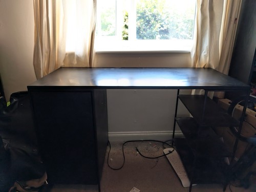 Made com solomon - wide', desk