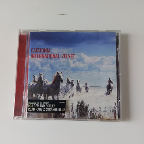 International velvet - velvet, by