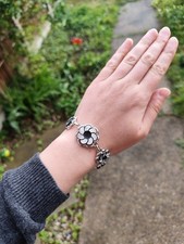 Sarah Coventry Daisy Bracelet Vintage Rare, Great Condition