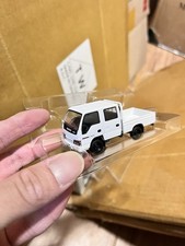 1:64 Scale Isuzu NHR Double