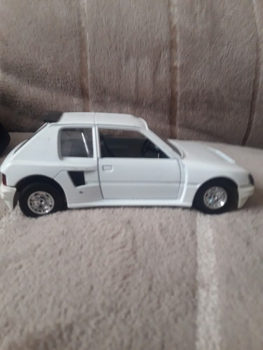 Vintage peugeot 205 - vintage, t16