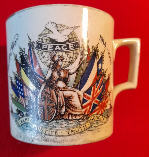 Peace mug sir david - -, beatty's