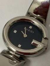 Ladies Gucci Bangle watch