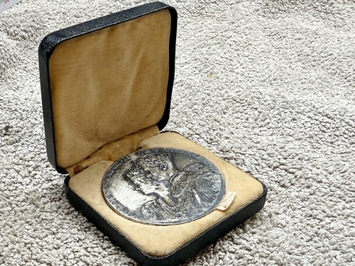 Antique king george queen - antique, vi
