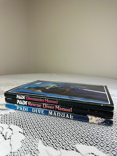 Lot vtg collectible - 3, padi