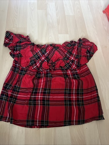 Ladies size red tartan - s,