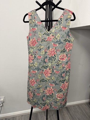Peacocks grey floral linen - peacocks,