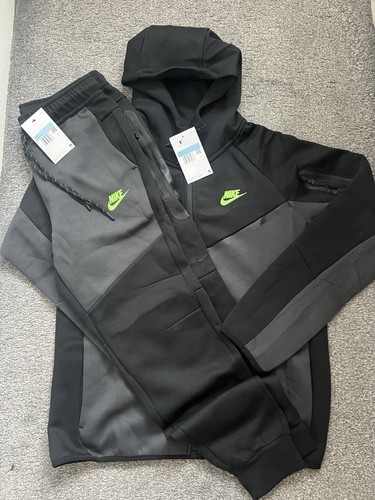 Nike tech fleece - tech,